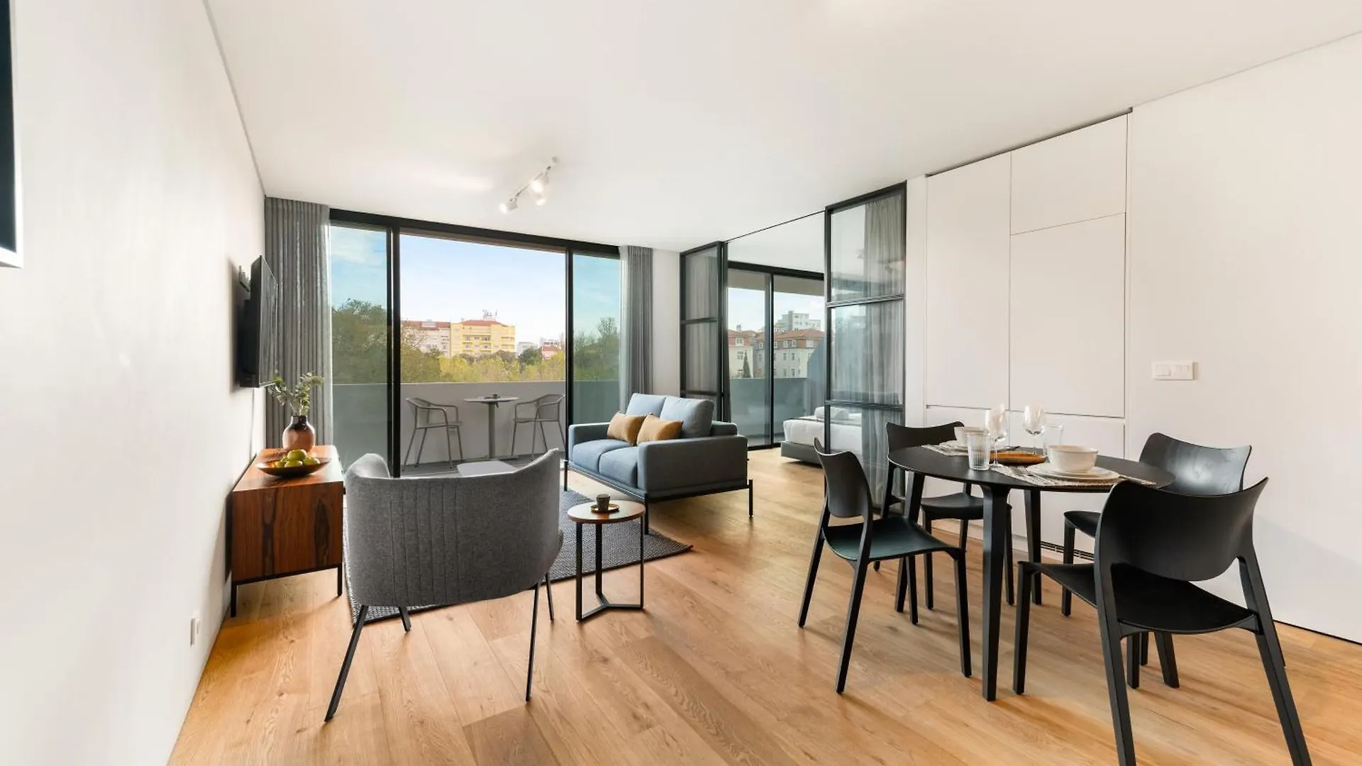 Mirabilis Apartments - Lx Living location