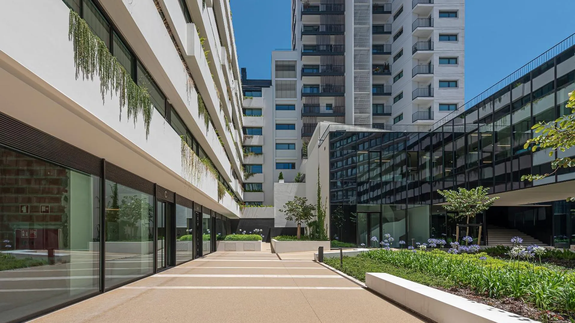 Mirabilis Apartments - Lx Living Lisbon