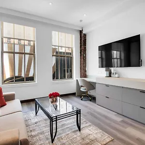 https://indigo-getaway-lux-studio-free-park-near-ewr-pru-ctr-penn.us-newyorkcity.com