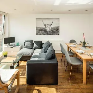 https://hoxton-rooms.brighton-hotels-england.com