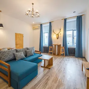 https://dayflat-apartments-on-predslavinskaya.hotels-of-kiev.com
